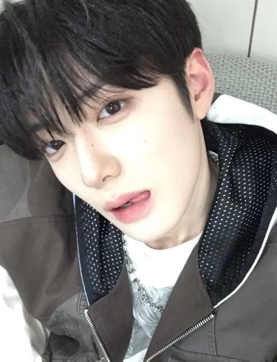 thumbnail-0